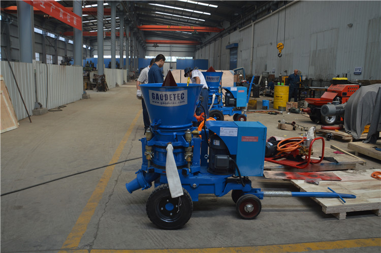 Small guniting machine for refractory repairs Singapore